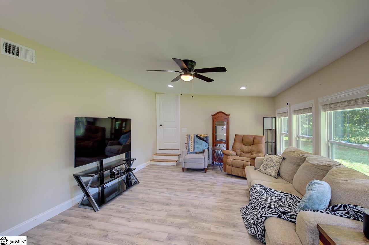 120 Swain Avenue Property Photo 29
