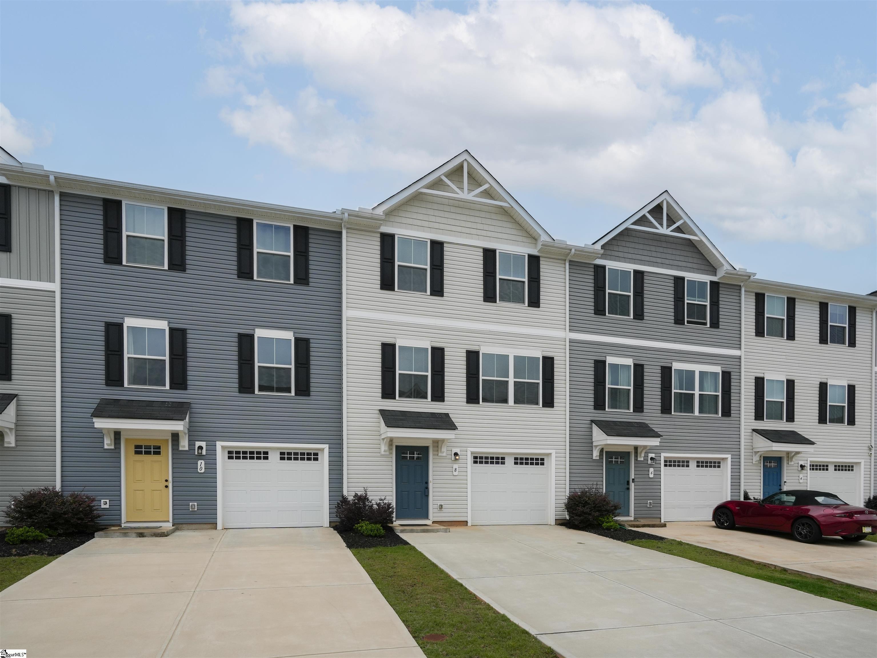 8 Verdant Leaf Way Property Photo 2