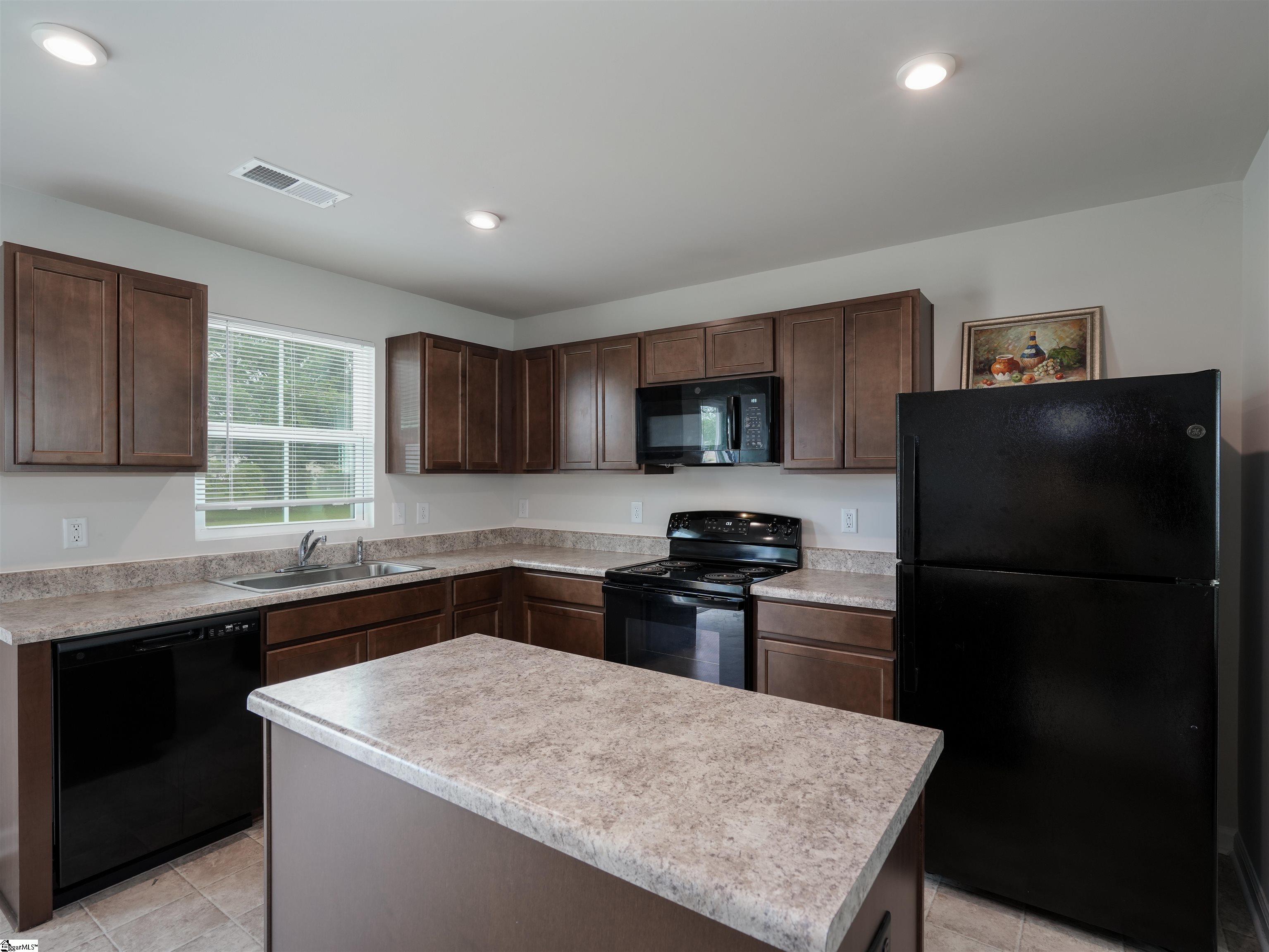 8 Verdant Leaf Way Property Photo 8