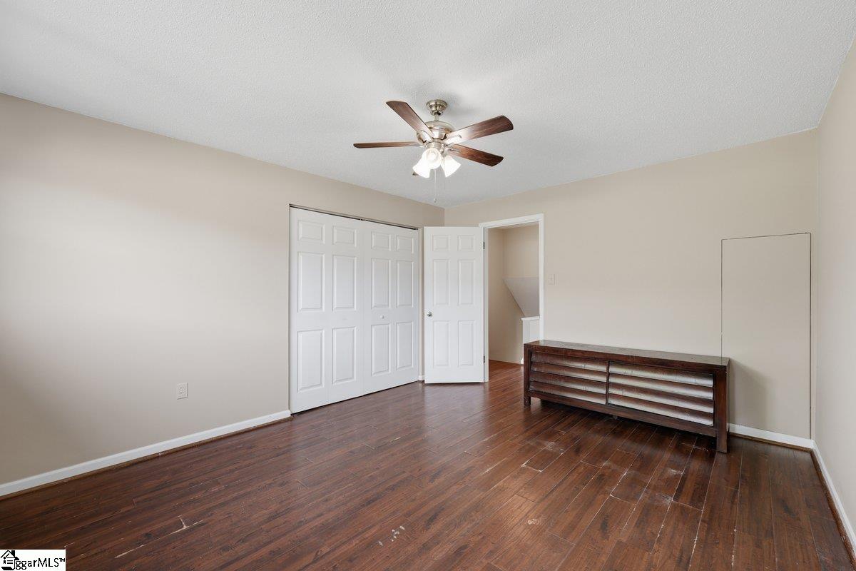 2530 E North Street Property Photo 14