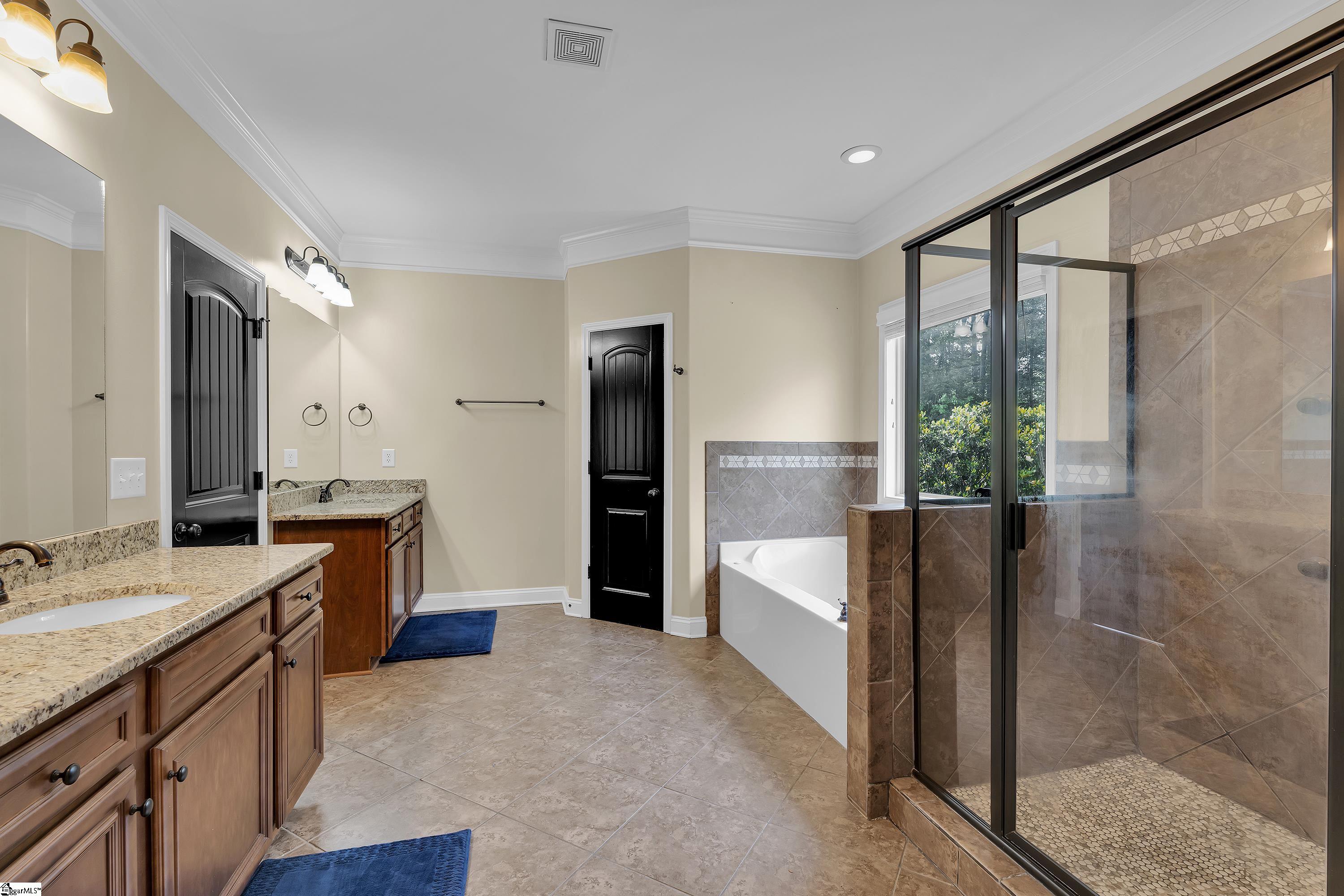 5 Bellagio Way Property Photo 29