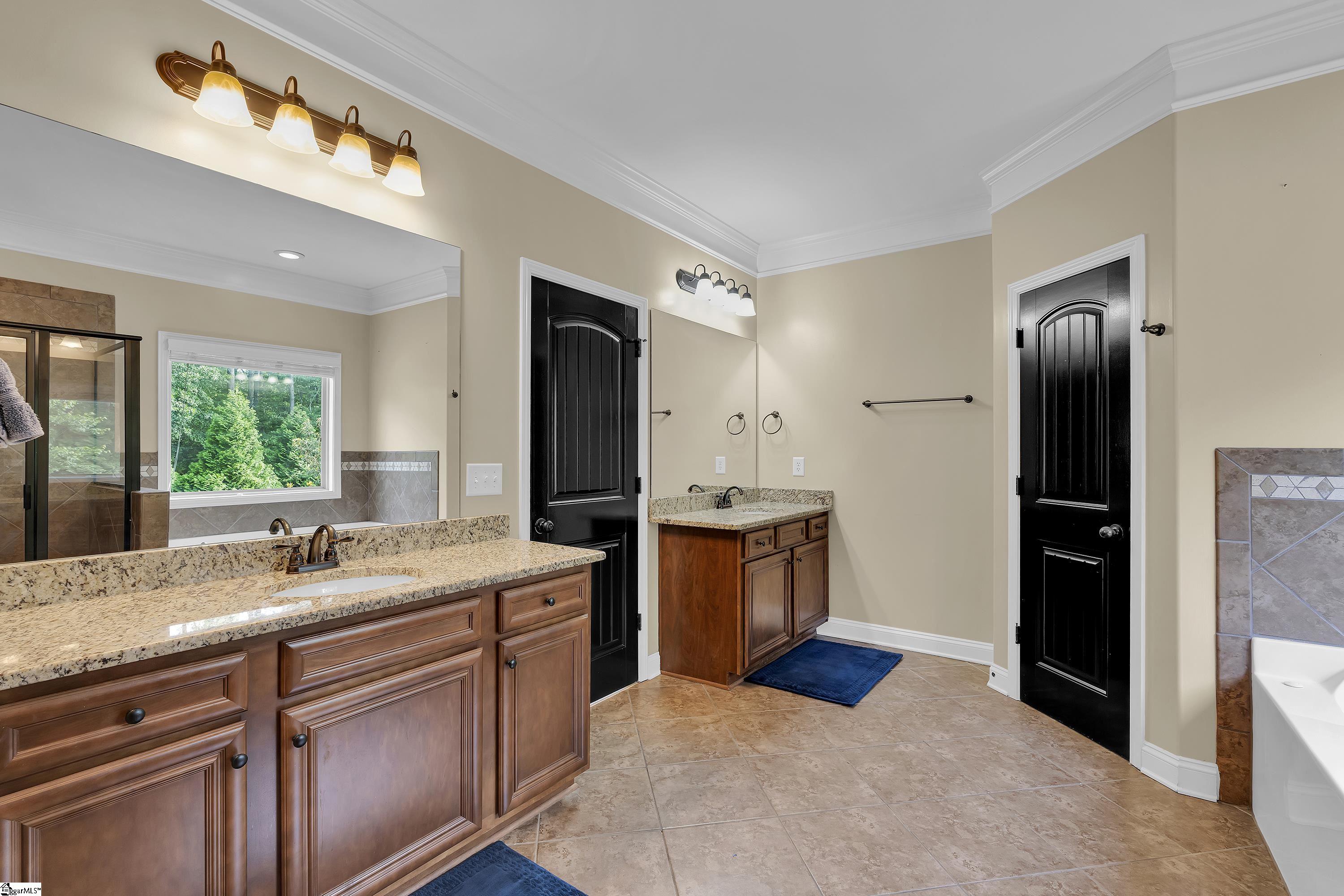 5 Bellagio Way Property Photo 31