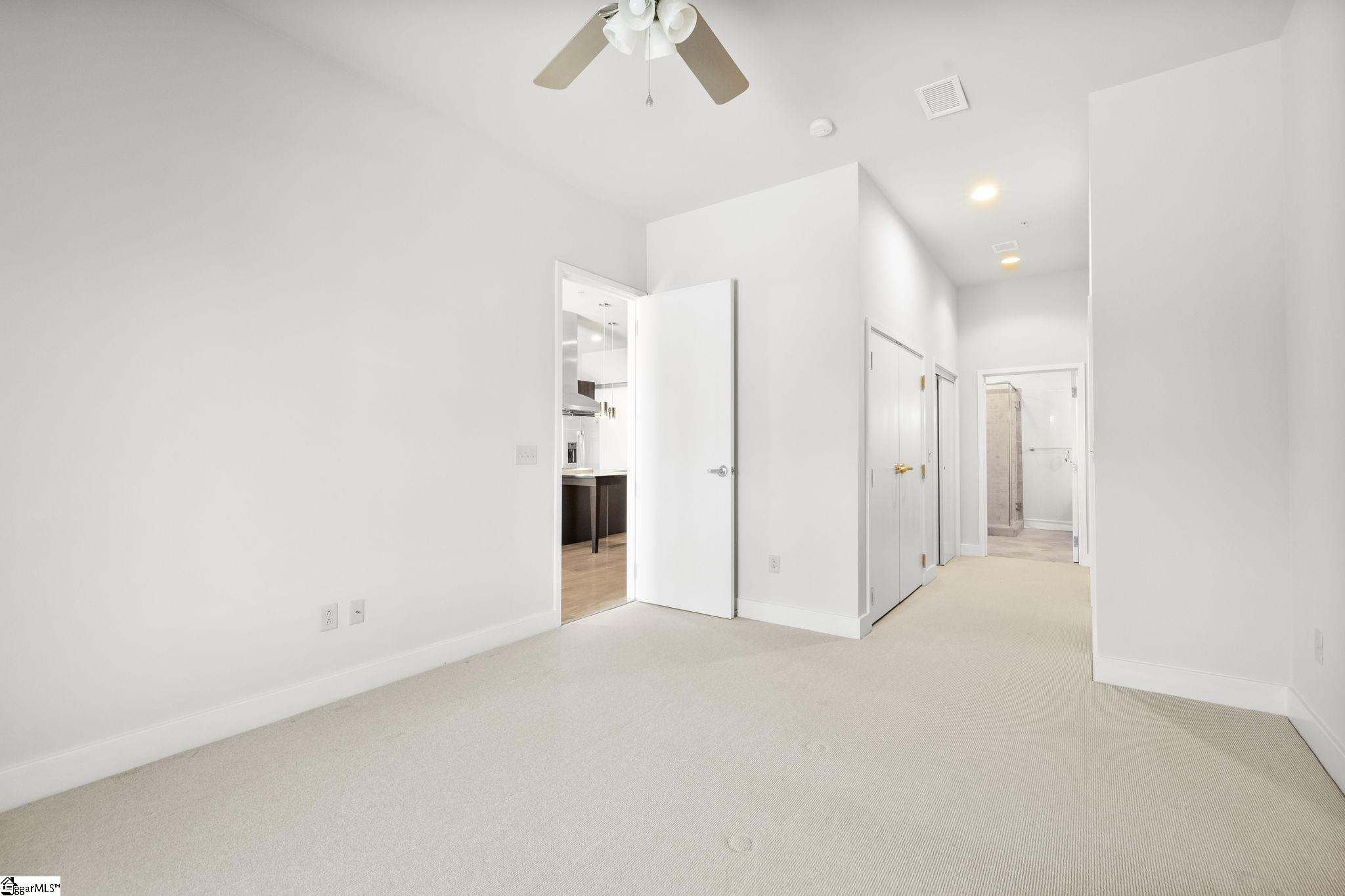 500 E Mcbee Avenue Property Photo 29