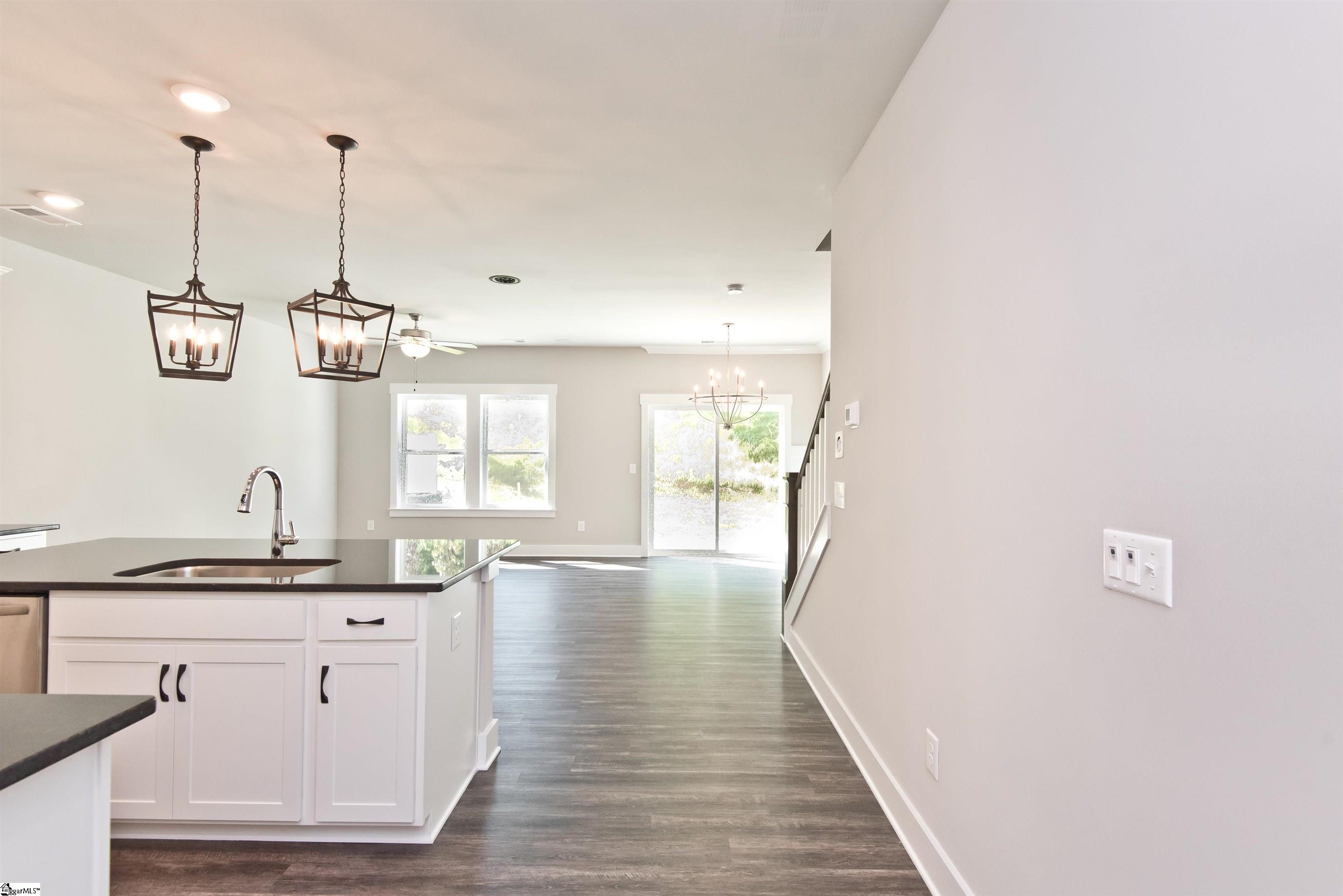 100 Evergrace Way Property Photo 6