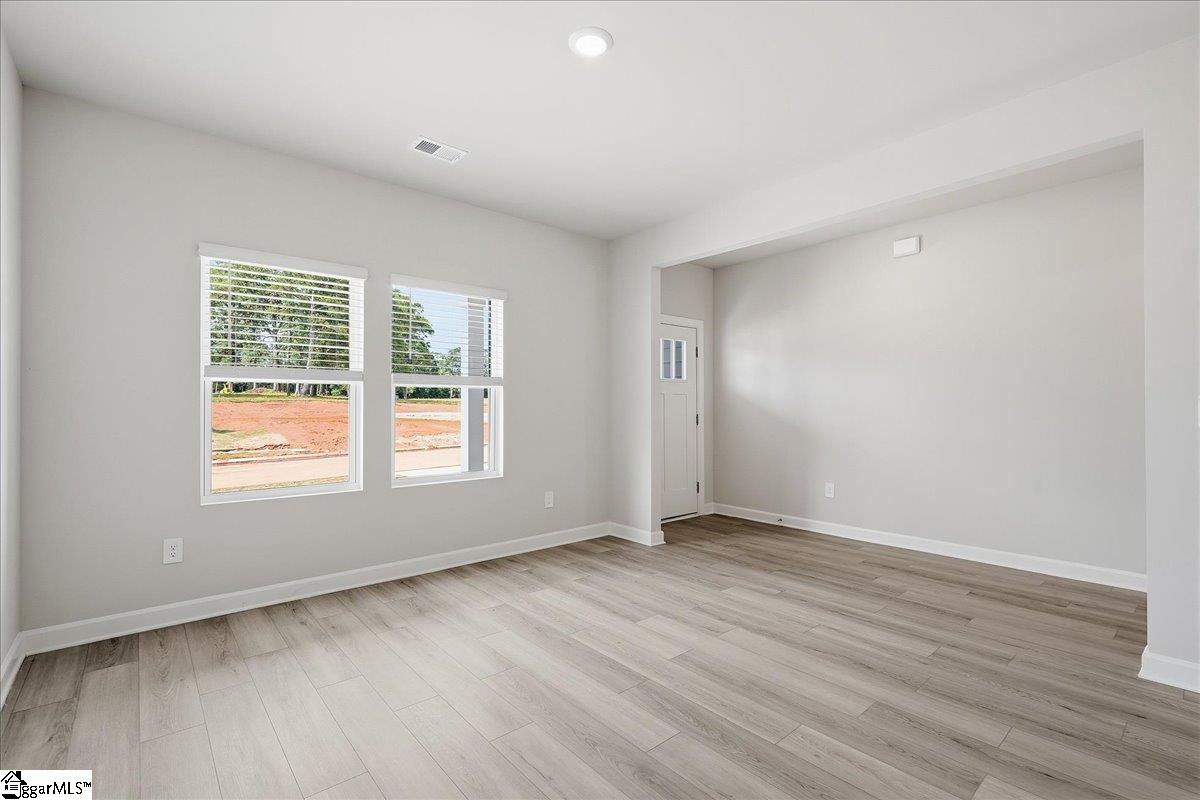 1011 Southwell Drive Property Photo 6