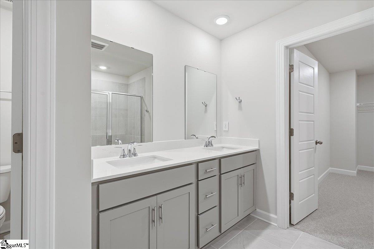 1011 Southwell Drive Property Photo 24
