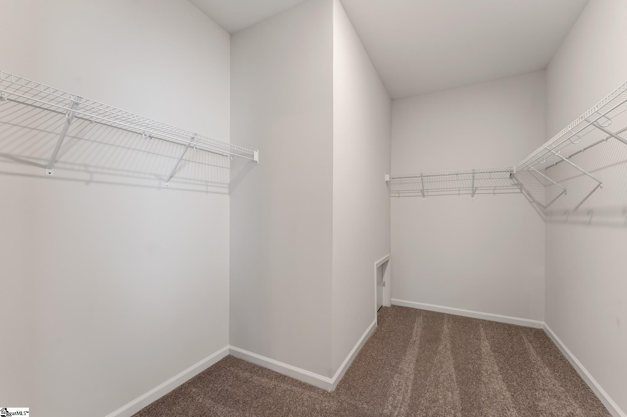 7083 New Horizons Lane Property Photo 12