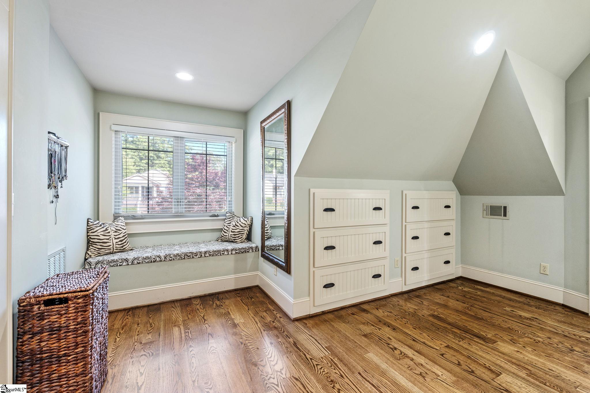 40 Keowee Avenue Property Photo 27