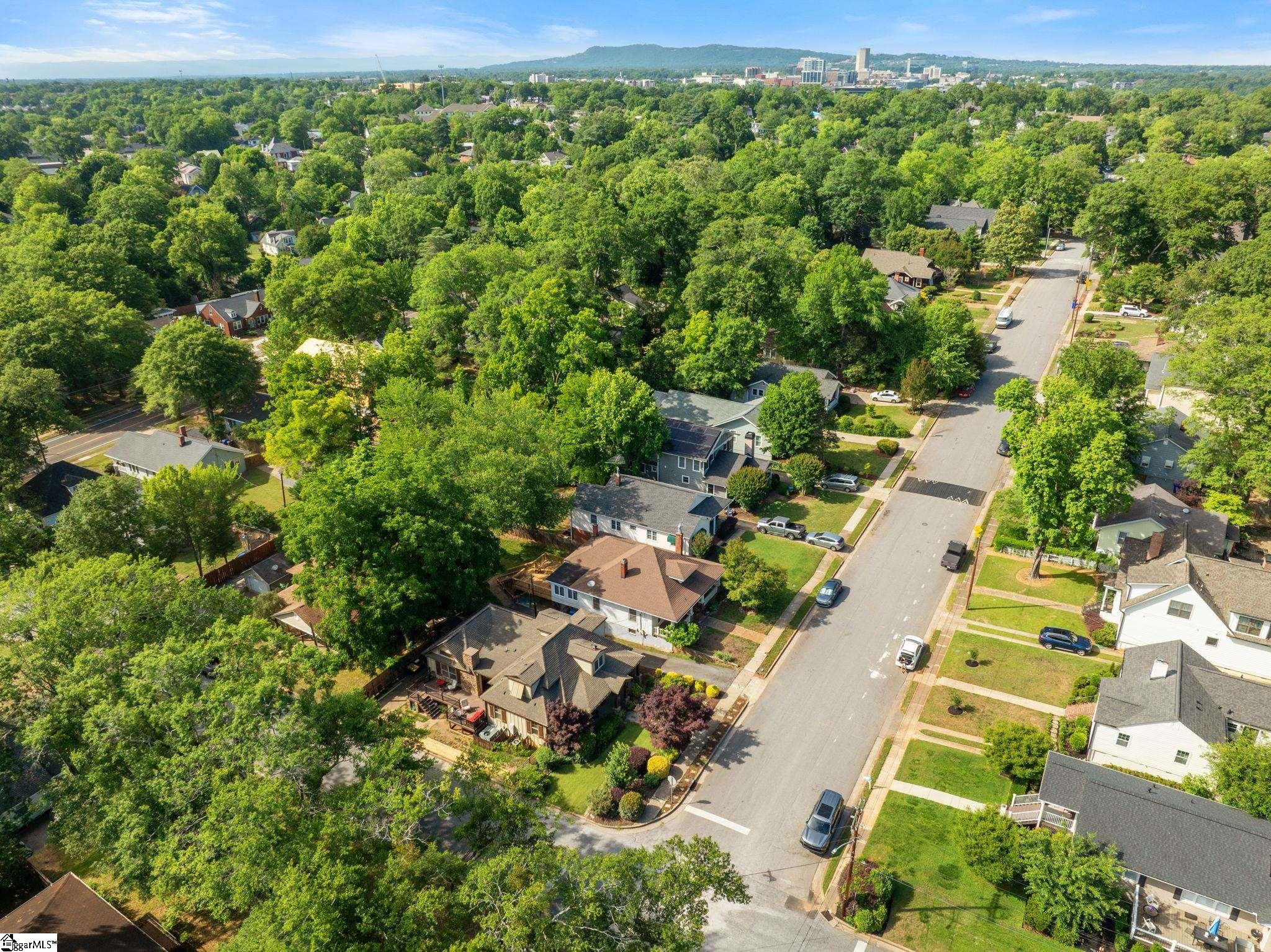40 Keowee Avenue Property Photo 34