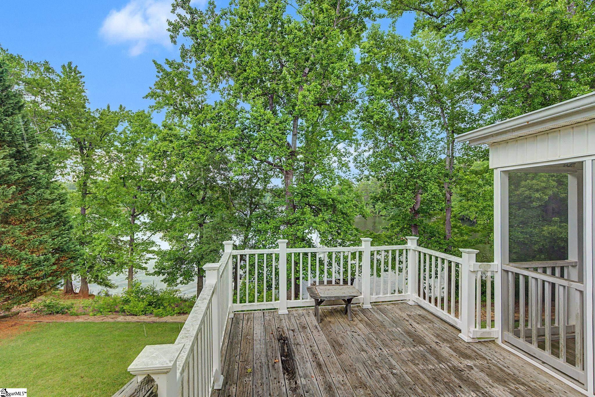1754 Memorial Drive Extension Property Photo 8
