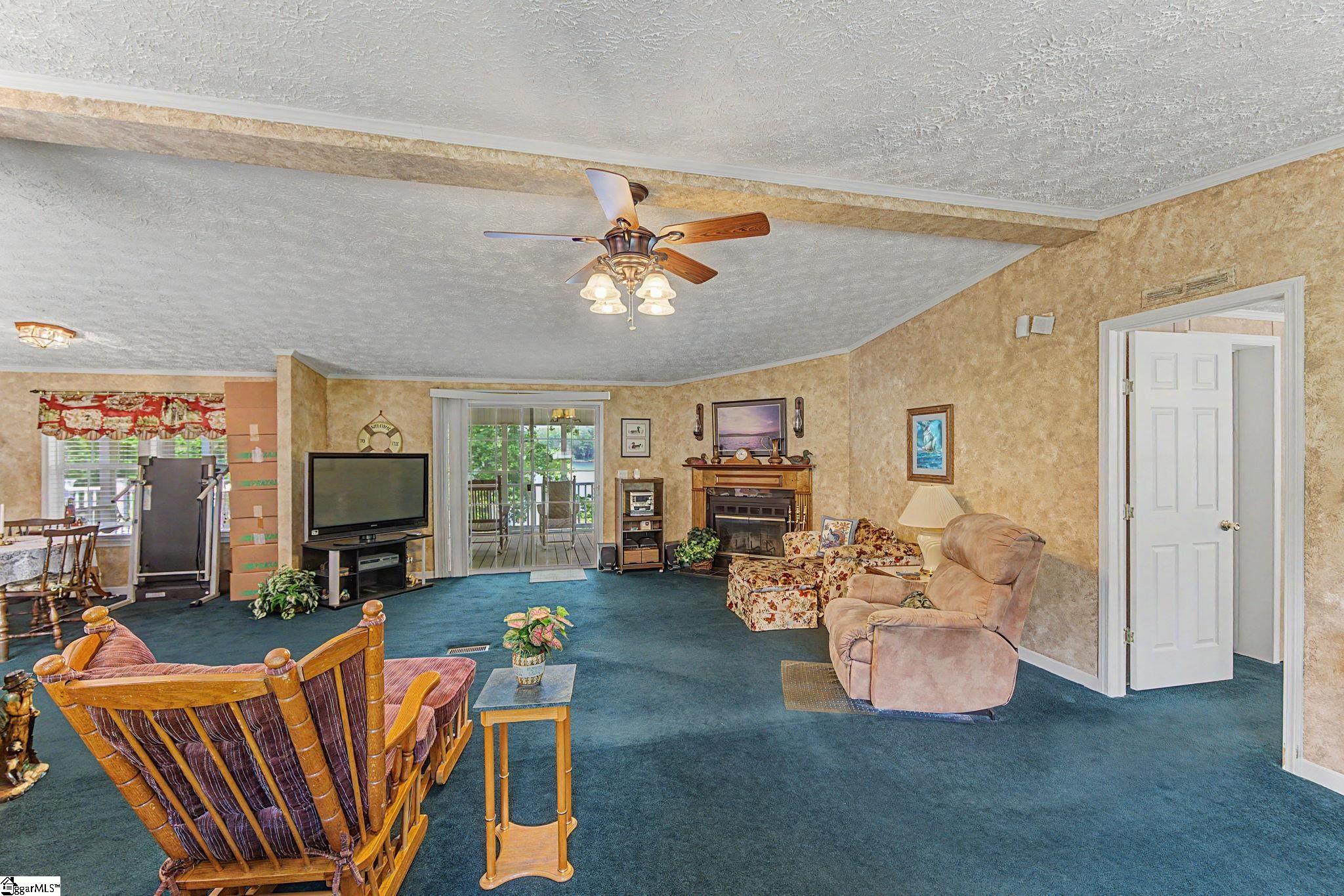 1754 Memorial Drive Extension Property Photo 11