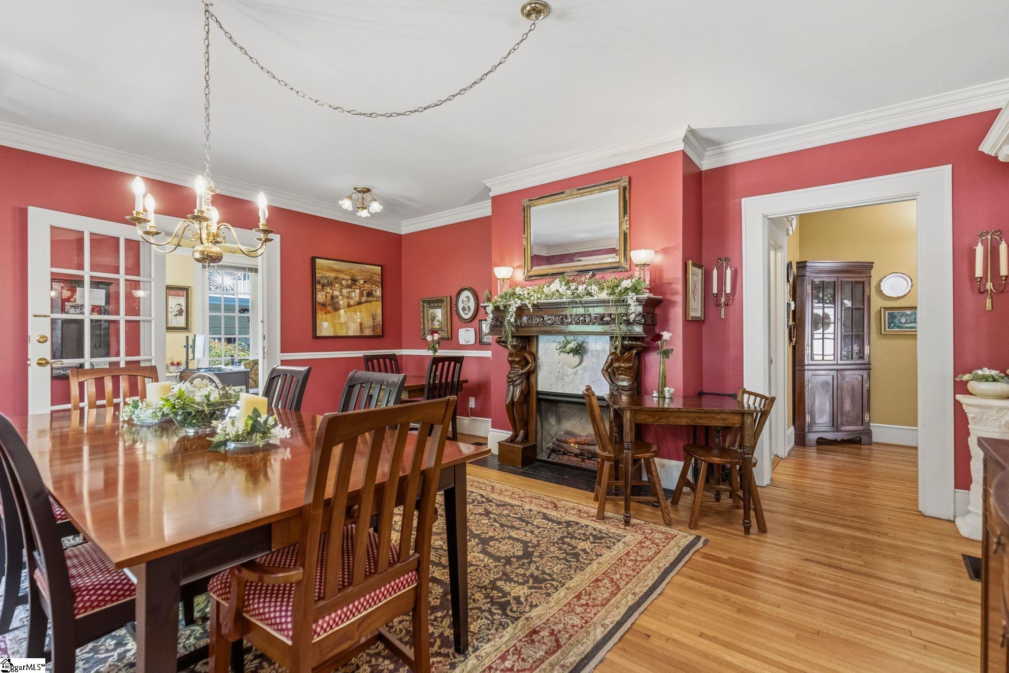 1593528 Property Photo 4