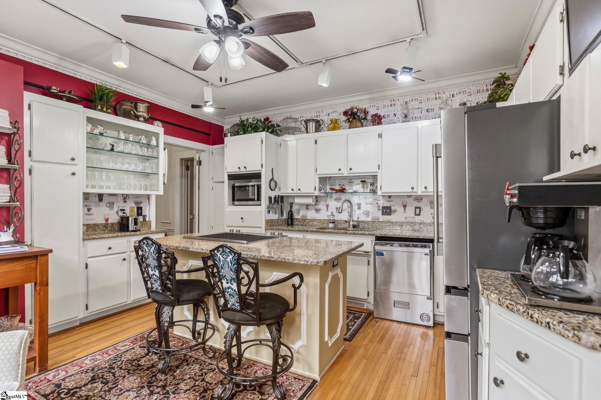 1593528 Property Photo 8