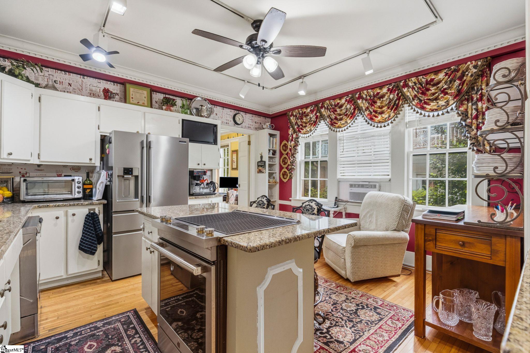 1593528 Property Photo 10