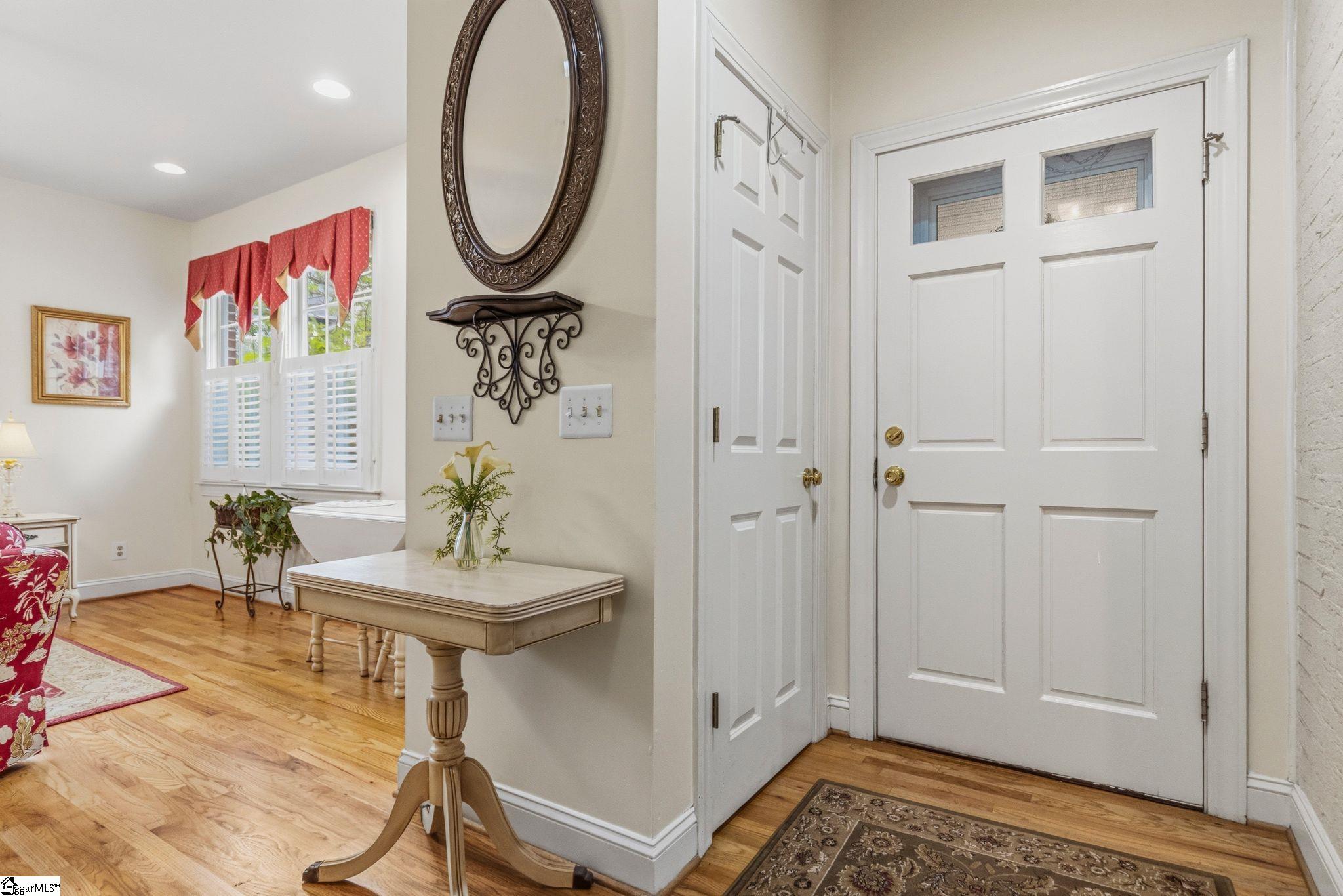 1593528 Property Photo 13