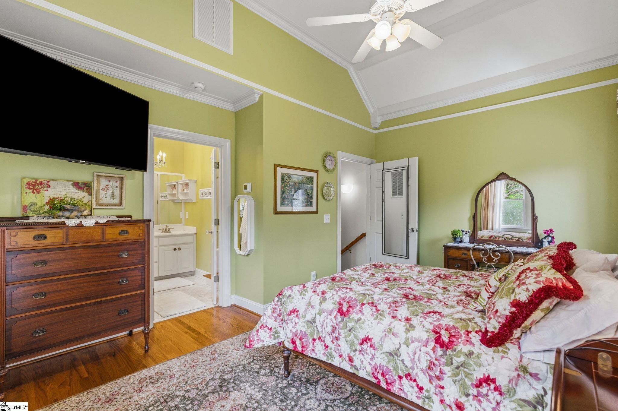 1593528 Property Photo 15