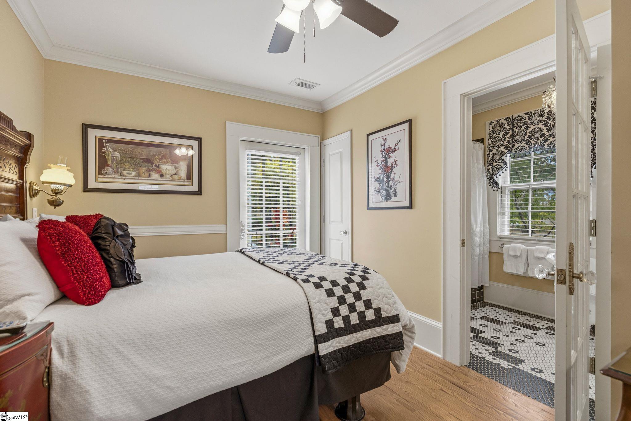 1593528 Property Photo 28