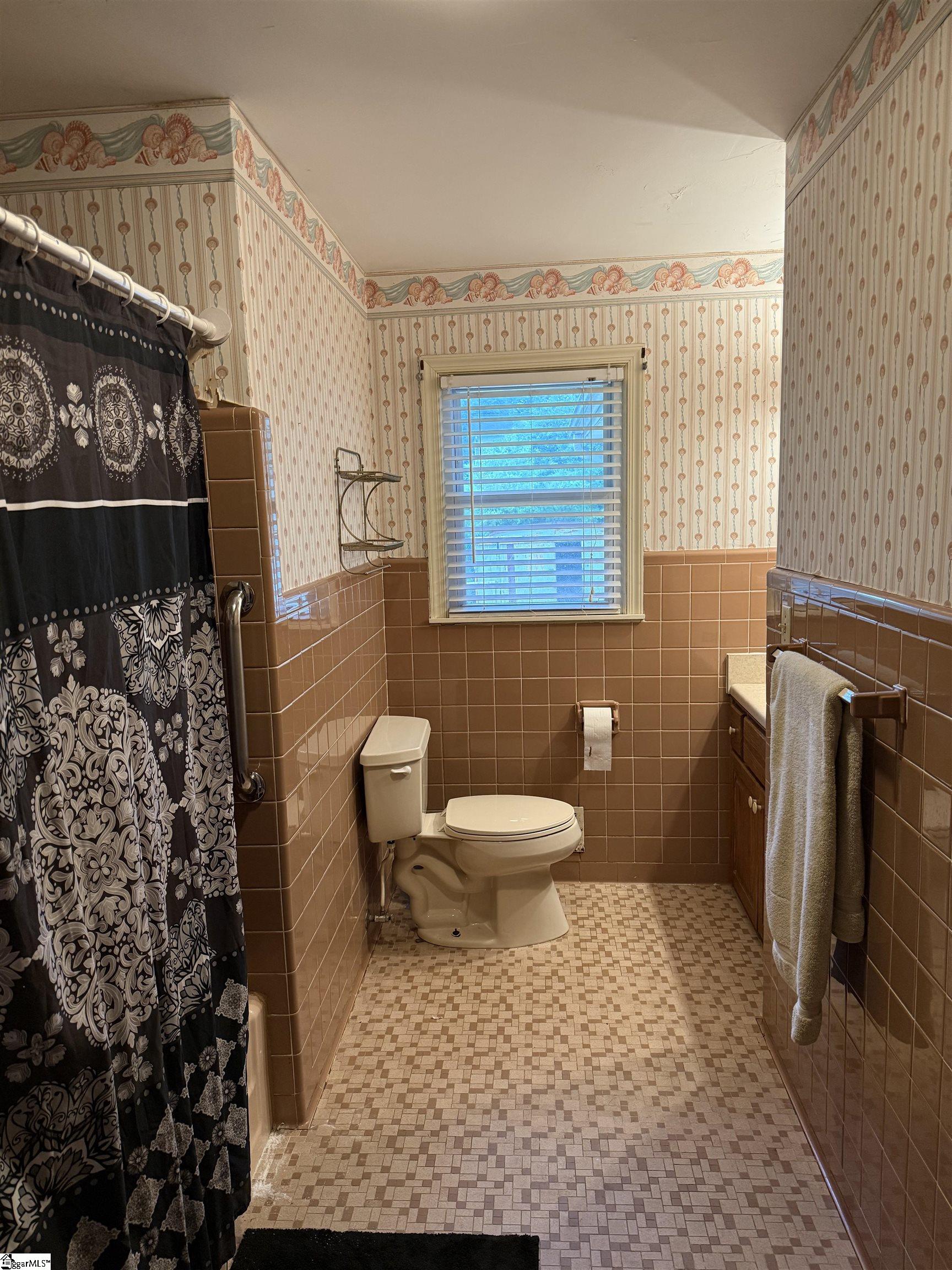 3855 Maid Marion Lane Property Photo 4