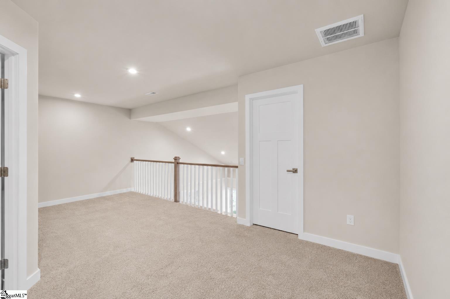 31 Moss Hollow Way Property Photo 14