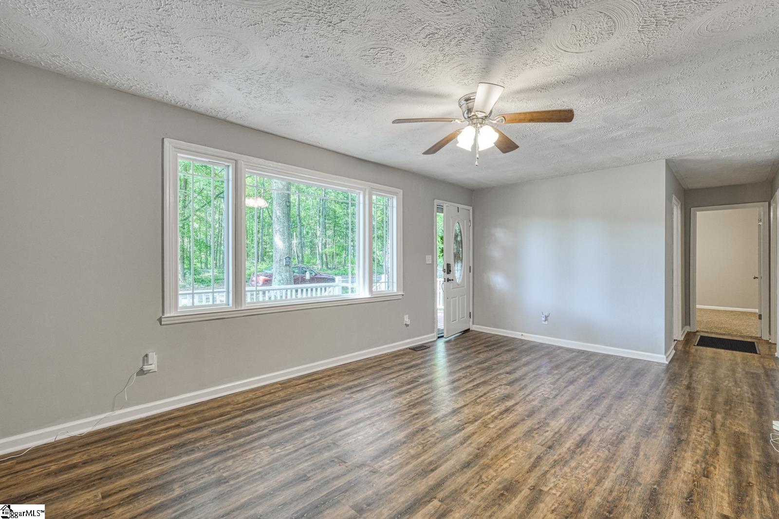 110 Chapman Circle Property Photo 8