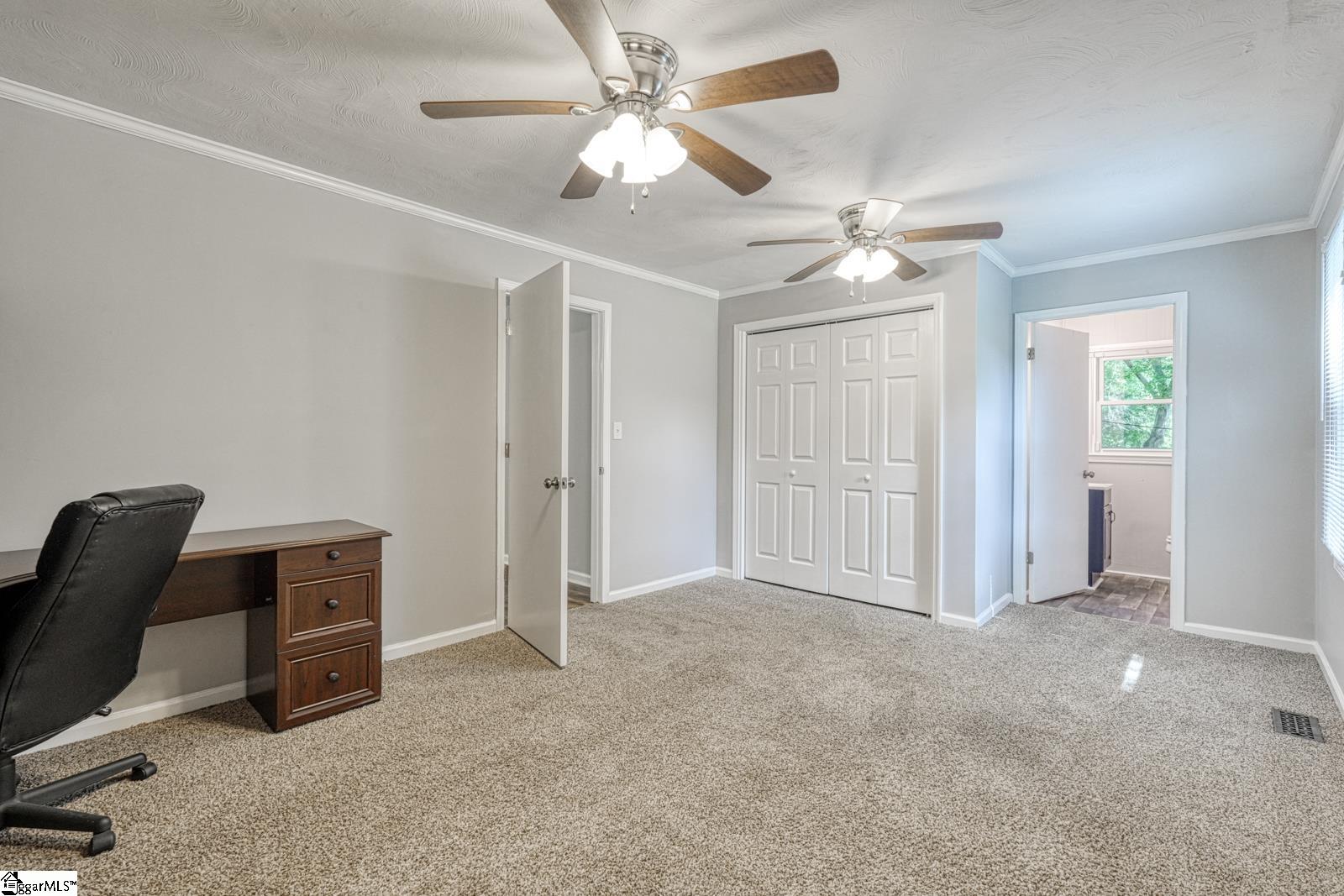 110 Chapman Circle Property Photo 18