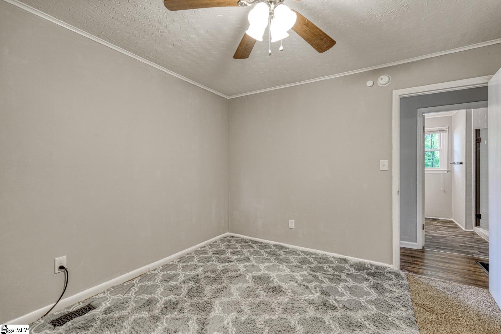 110 Chapman Circle Property Photo 32