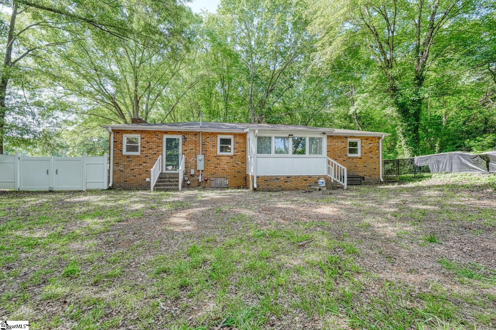 110 Chapman Circle Property Photo 39