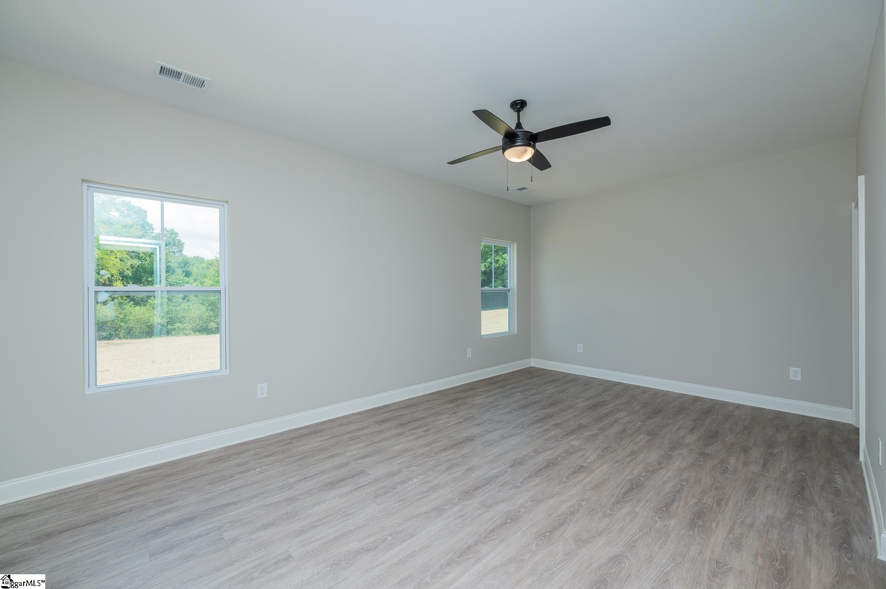 502 Hellams Road Property Photo 13