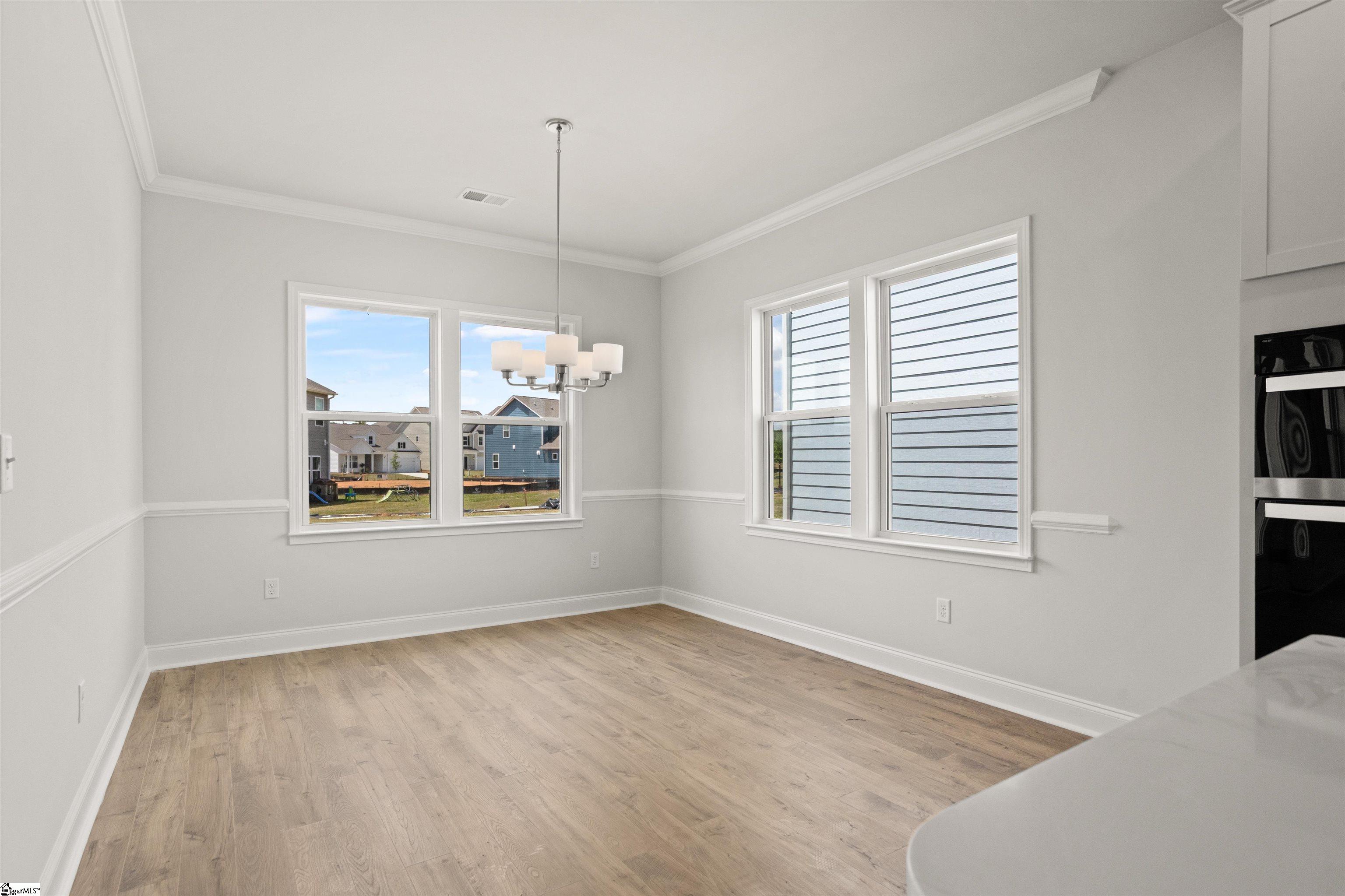 724 Beautyberry Way Property Photo 12