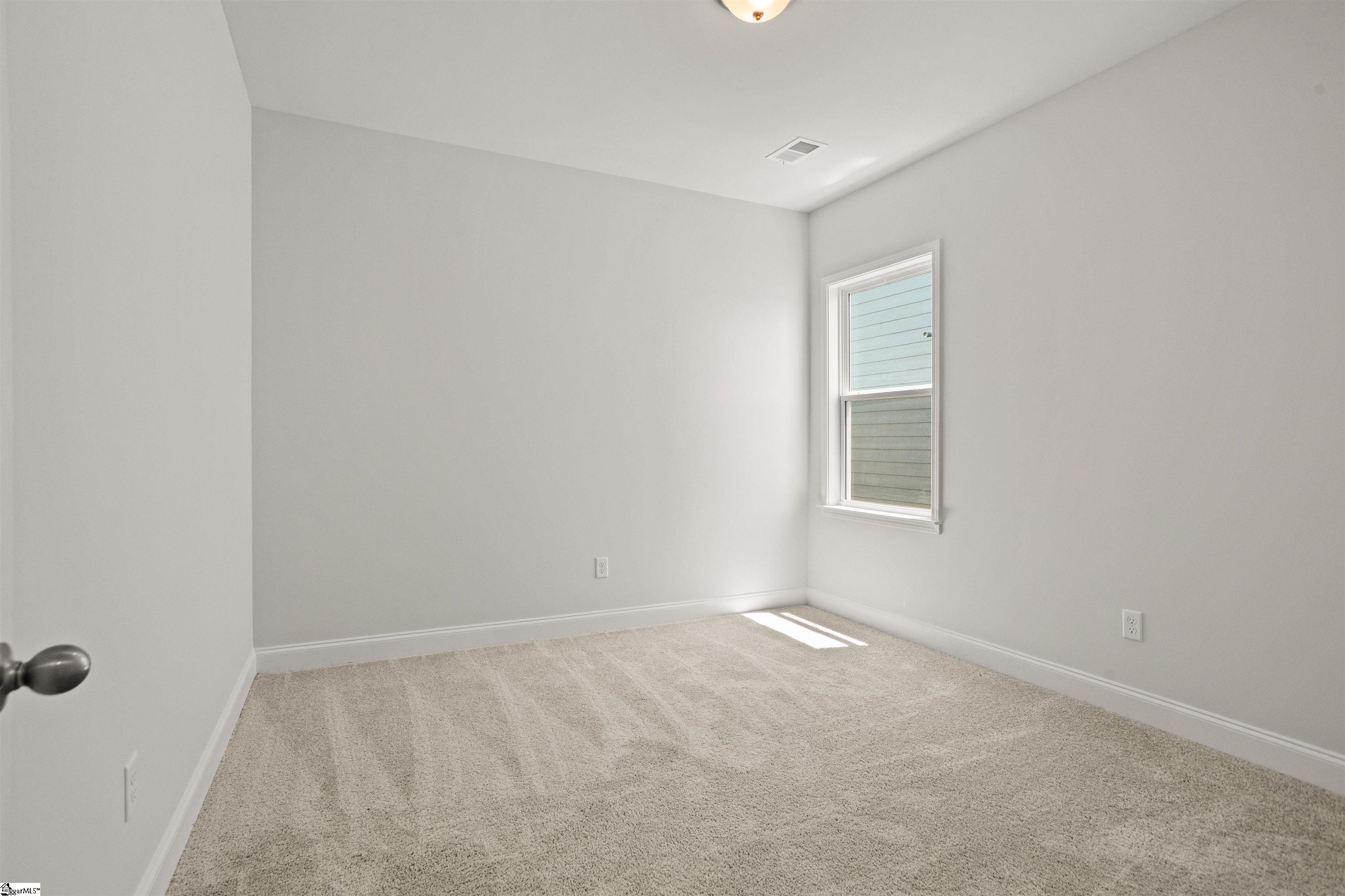 724 Beautyberry Way Property Photo 13