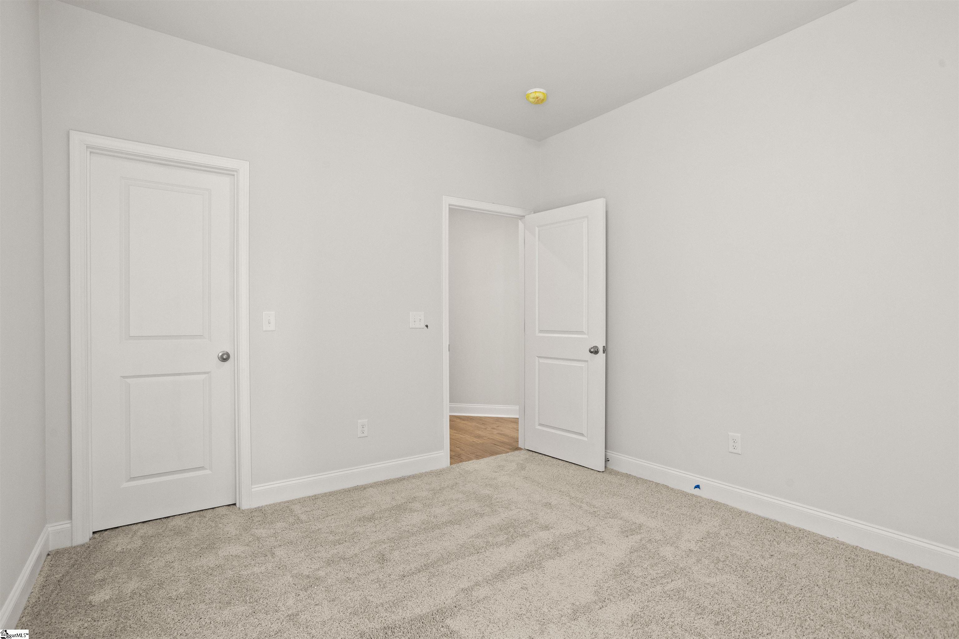 724 Beautyberry Way Property Photo 14