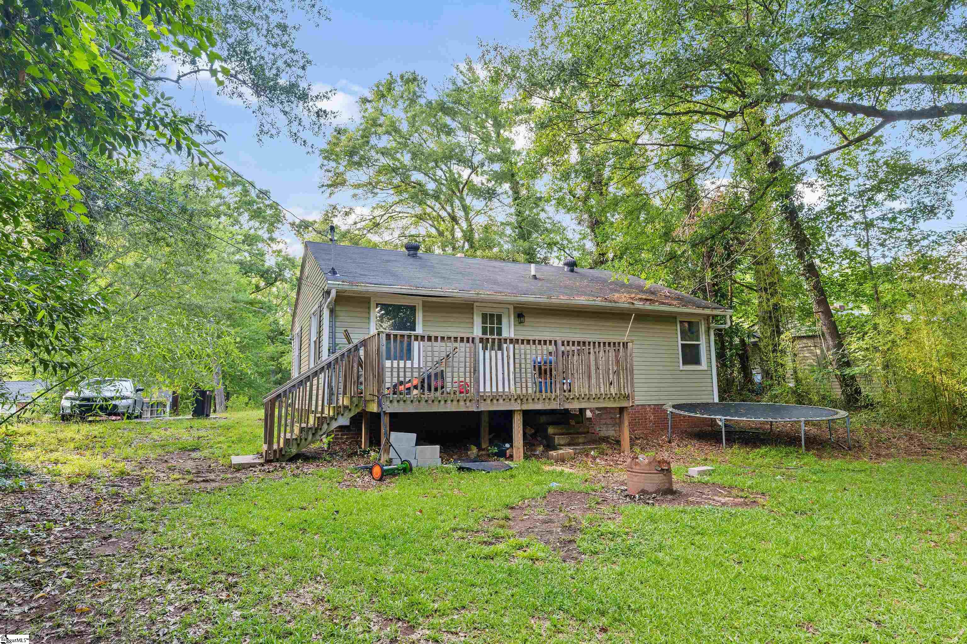 104 Carolyn Drive Property Photo 21