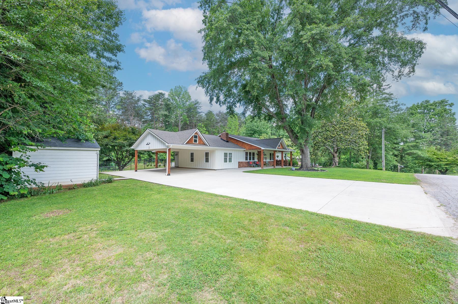 508 Forest Drive Property Photo 3