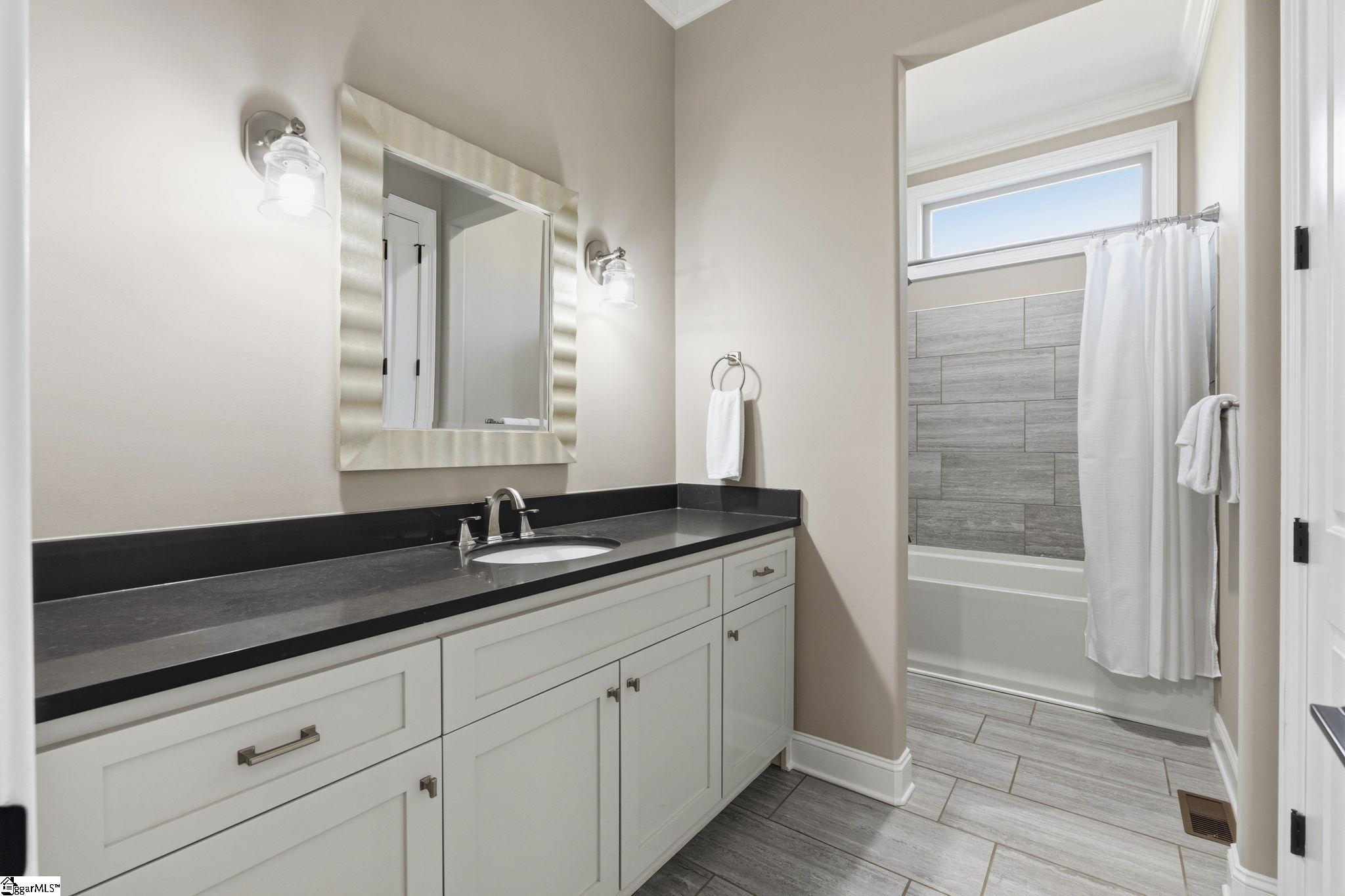 34 Fox Hunt Lane Property Photo 19