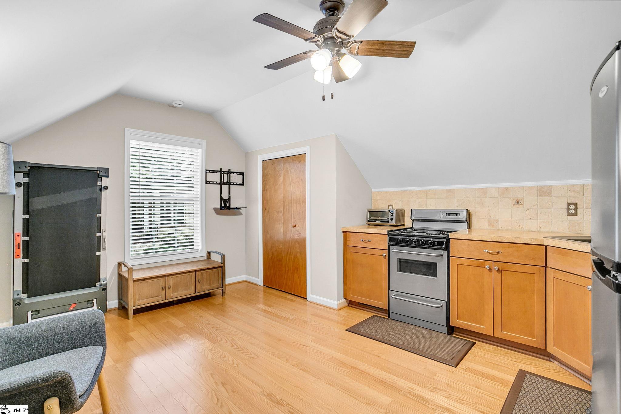 126 Chessington Lane Property Photo 36
