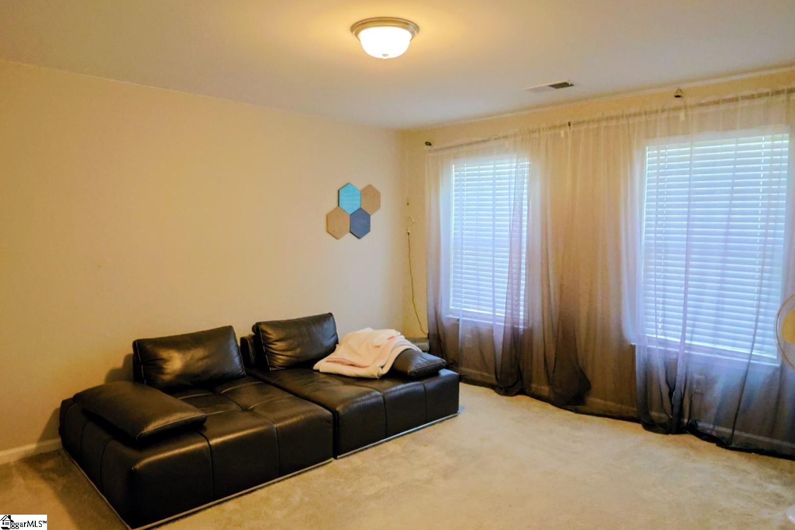 301 Farlow Court Property Photo 15