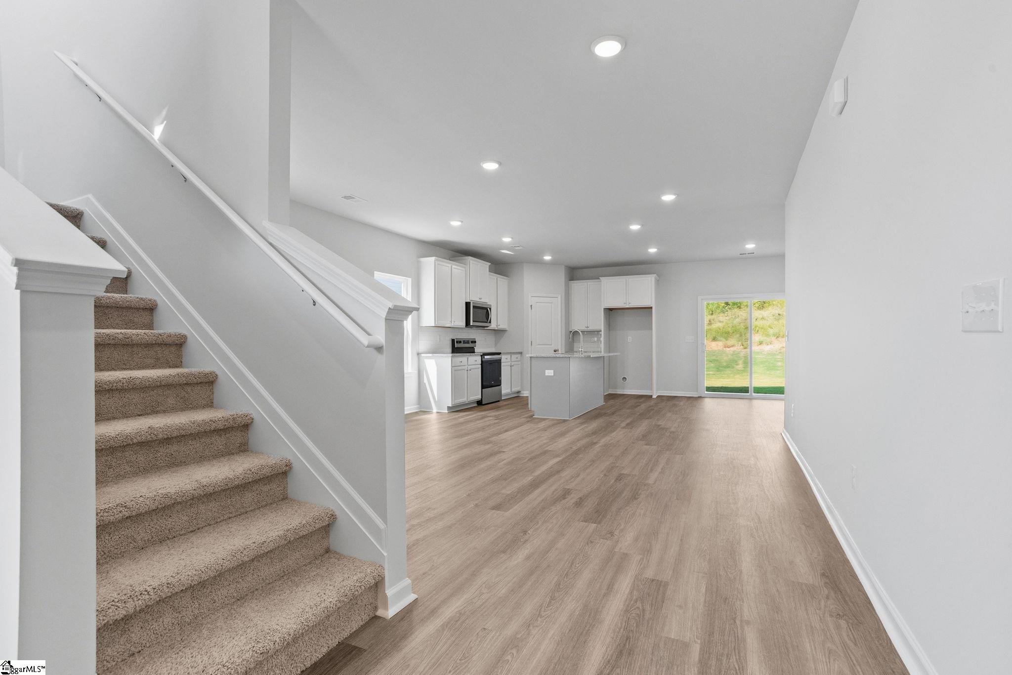 1593674 Property Photo 4