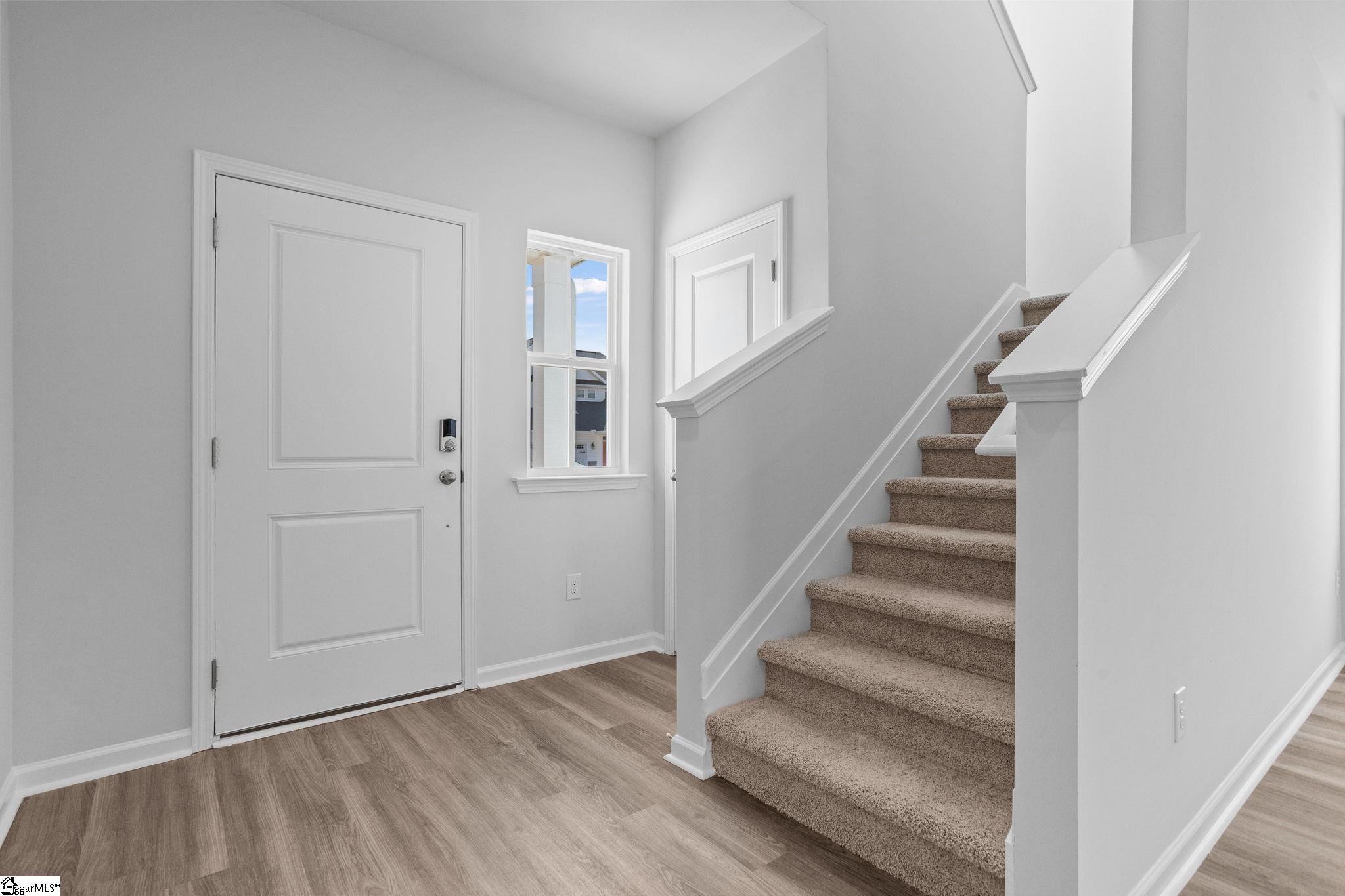 1593674 Property Photo 5