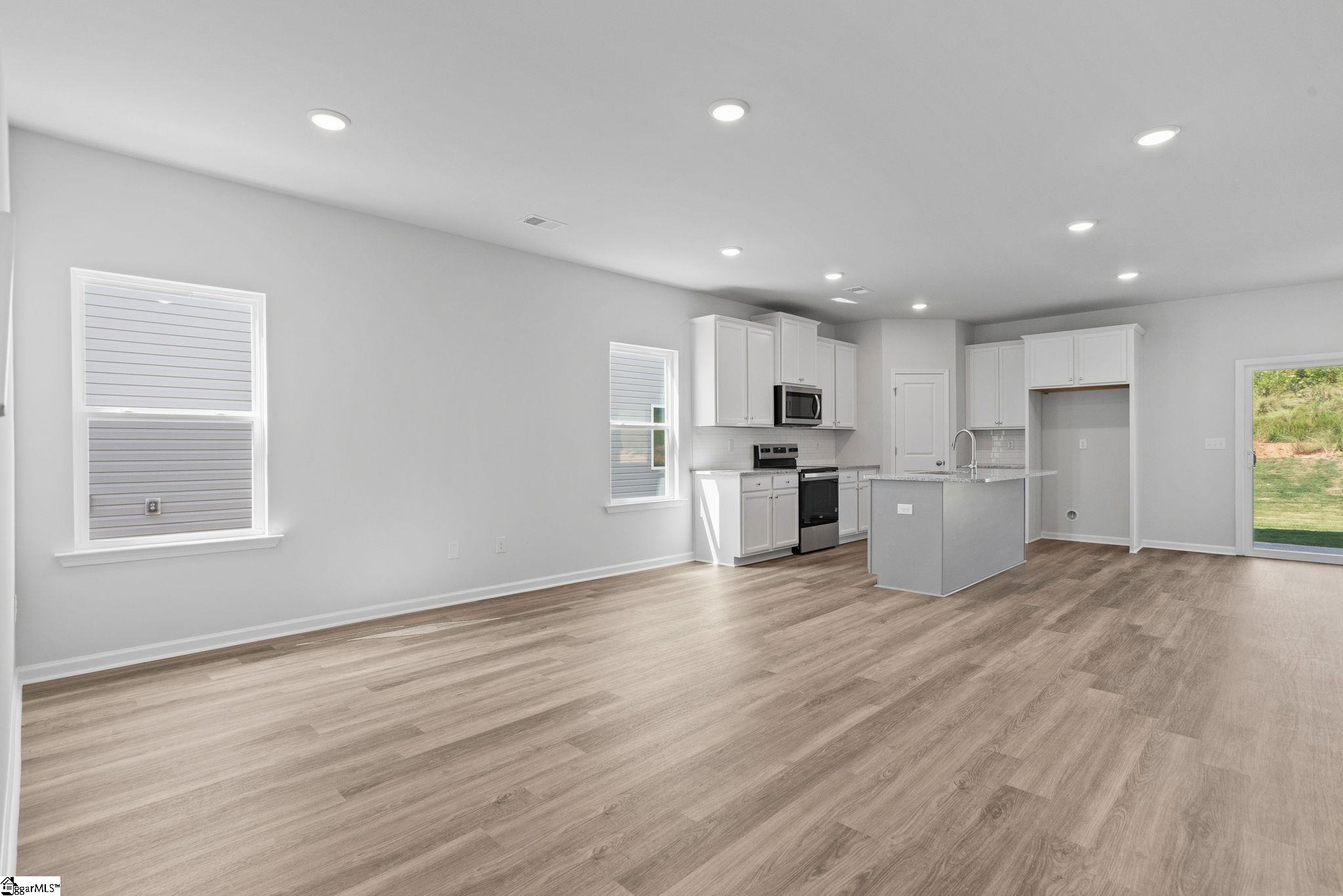 1593674 Property Photo 7