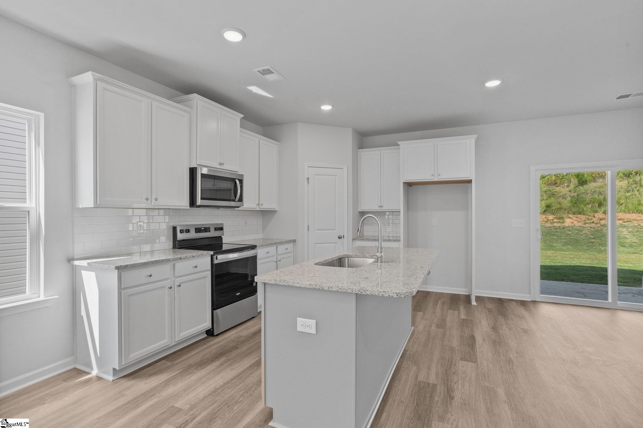 1593674 Property Photo 10