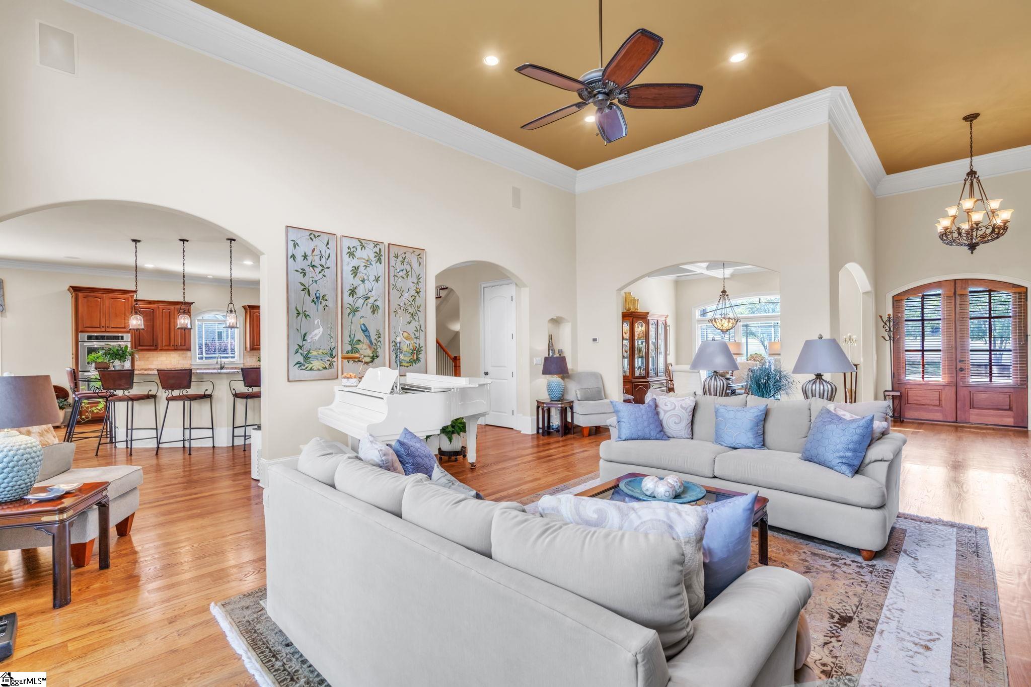 10 Great Lawn Drive Property Photo 6