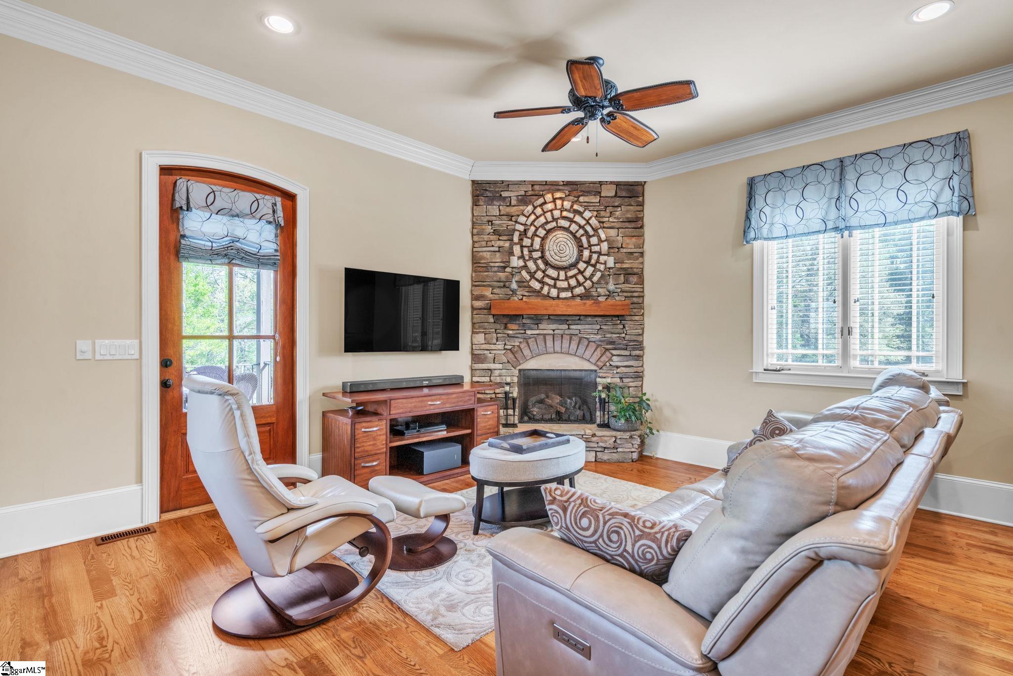 10 Great Lawn Drive Property Photo 14