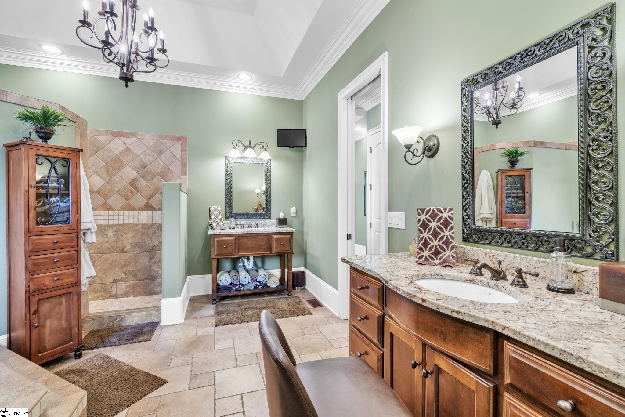 10 Great Lawn Drive Property Photo 22