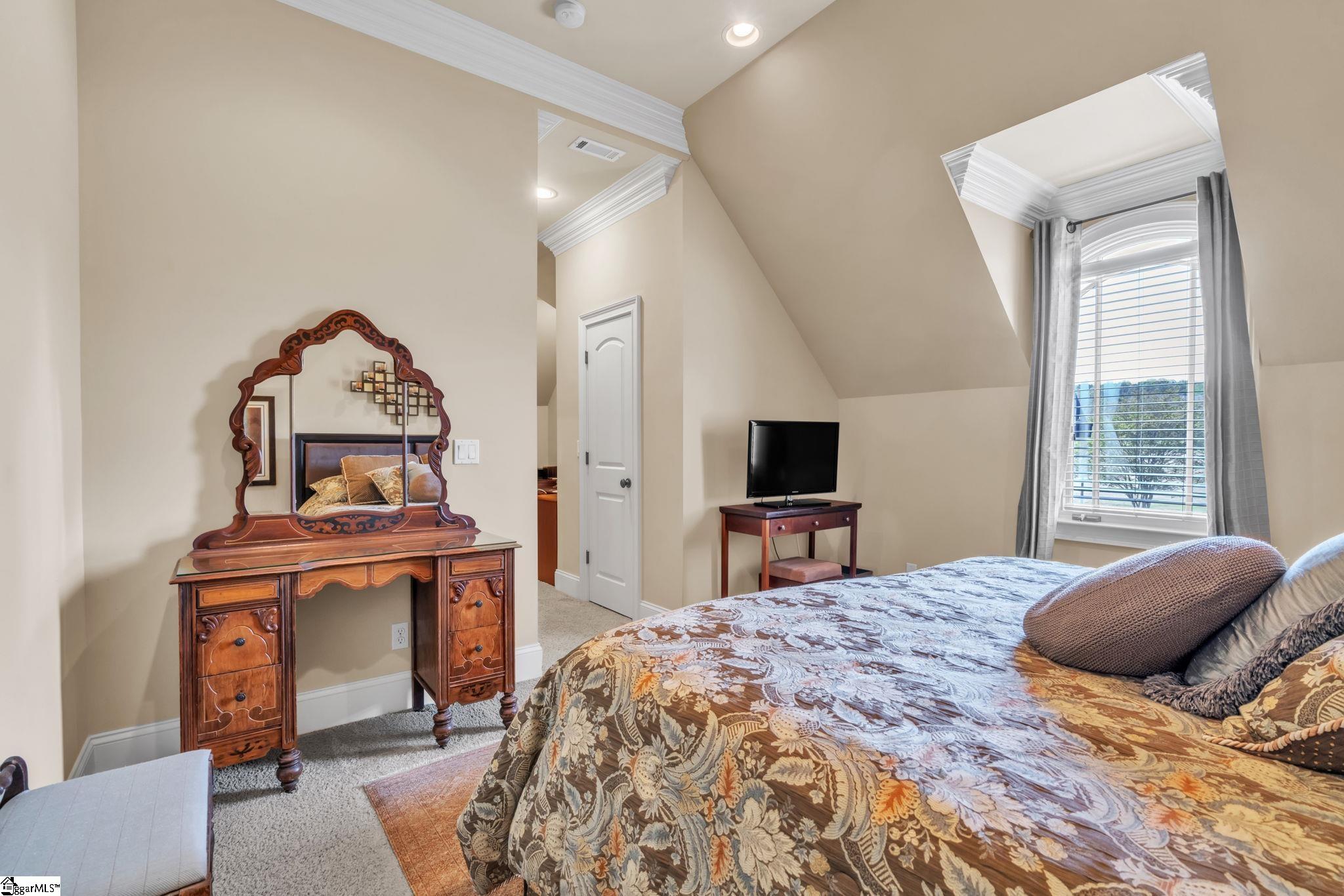 10 Great Lawn Drive Property Photo 25