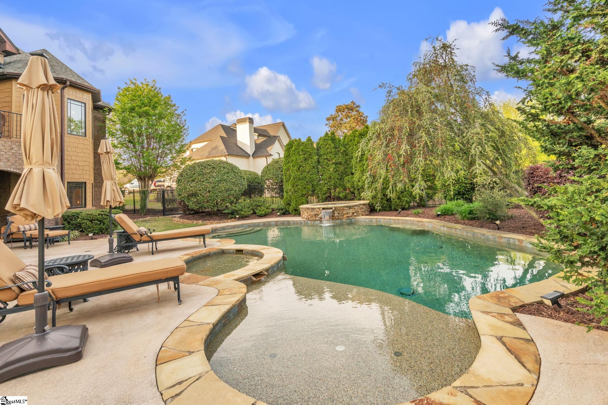 10 Great Lawn Drive Property Photo 44