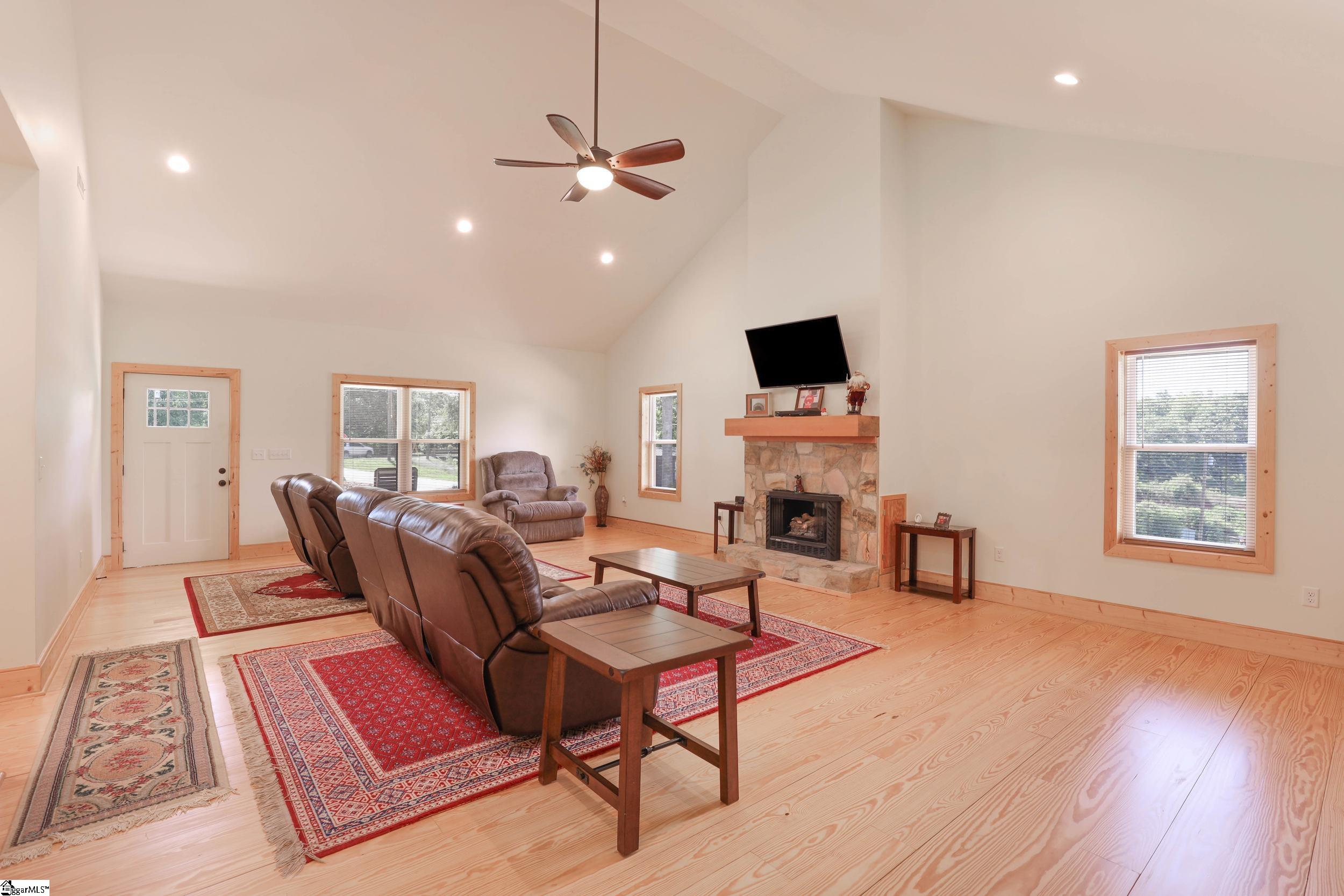 303 N Norris Drive Property Photo 11