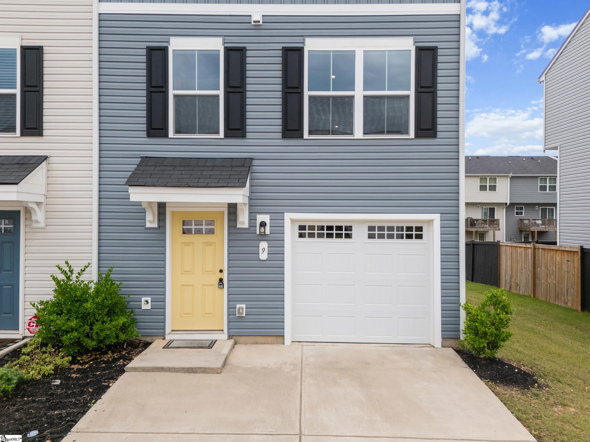 9 Verdant Leaf Way Property Photo 3