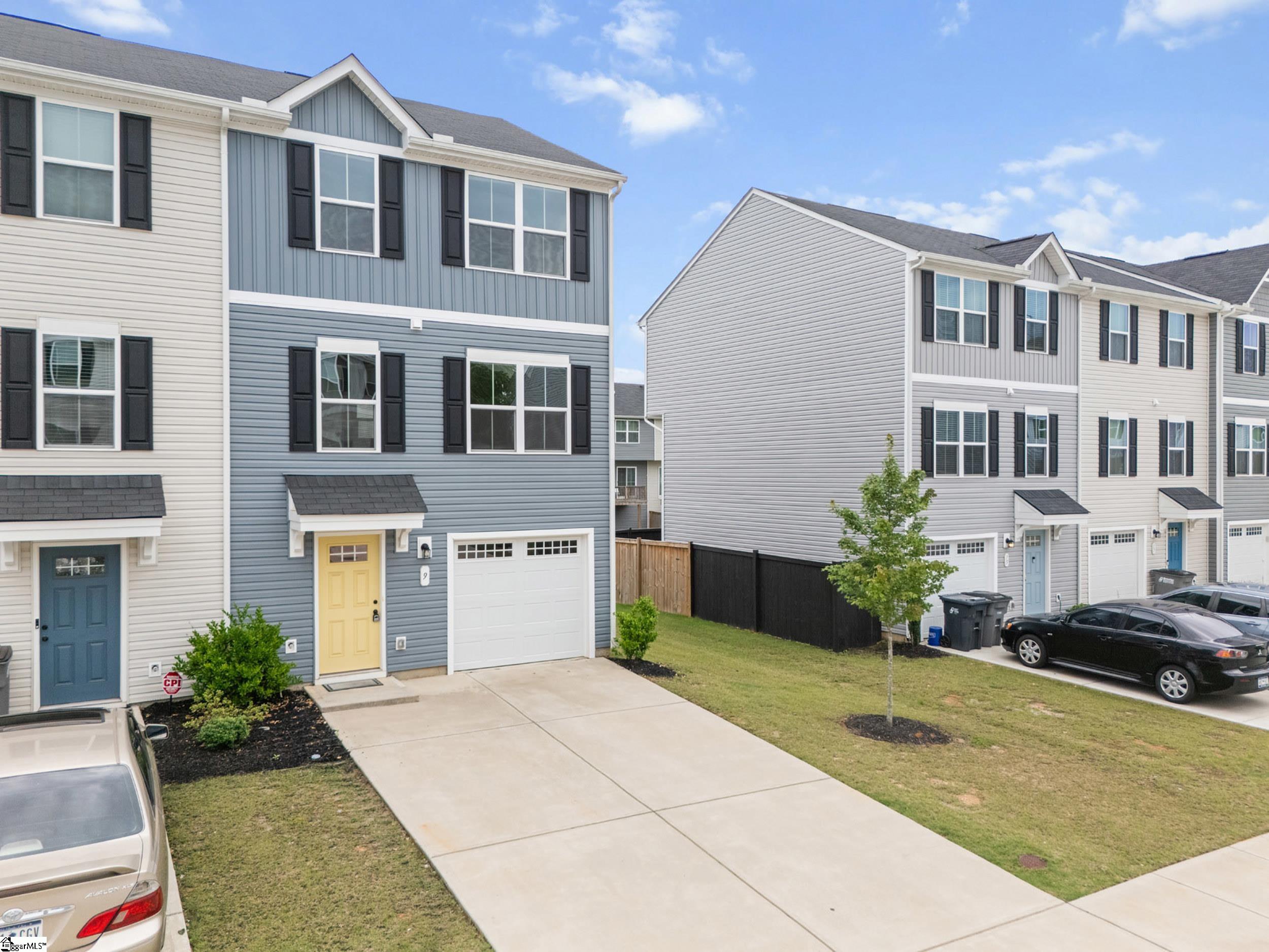 9 Verdant Leaf Way Property Photo 4