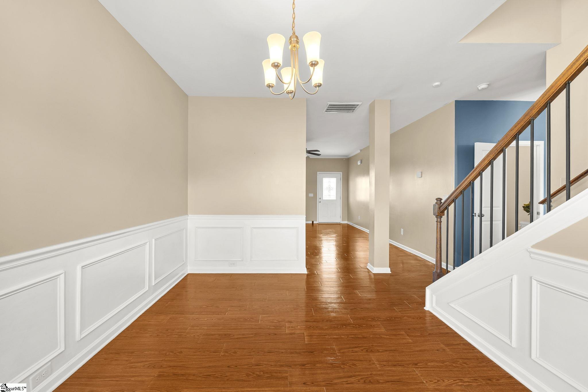 308 Cabot Hill Lane Property Photo 6