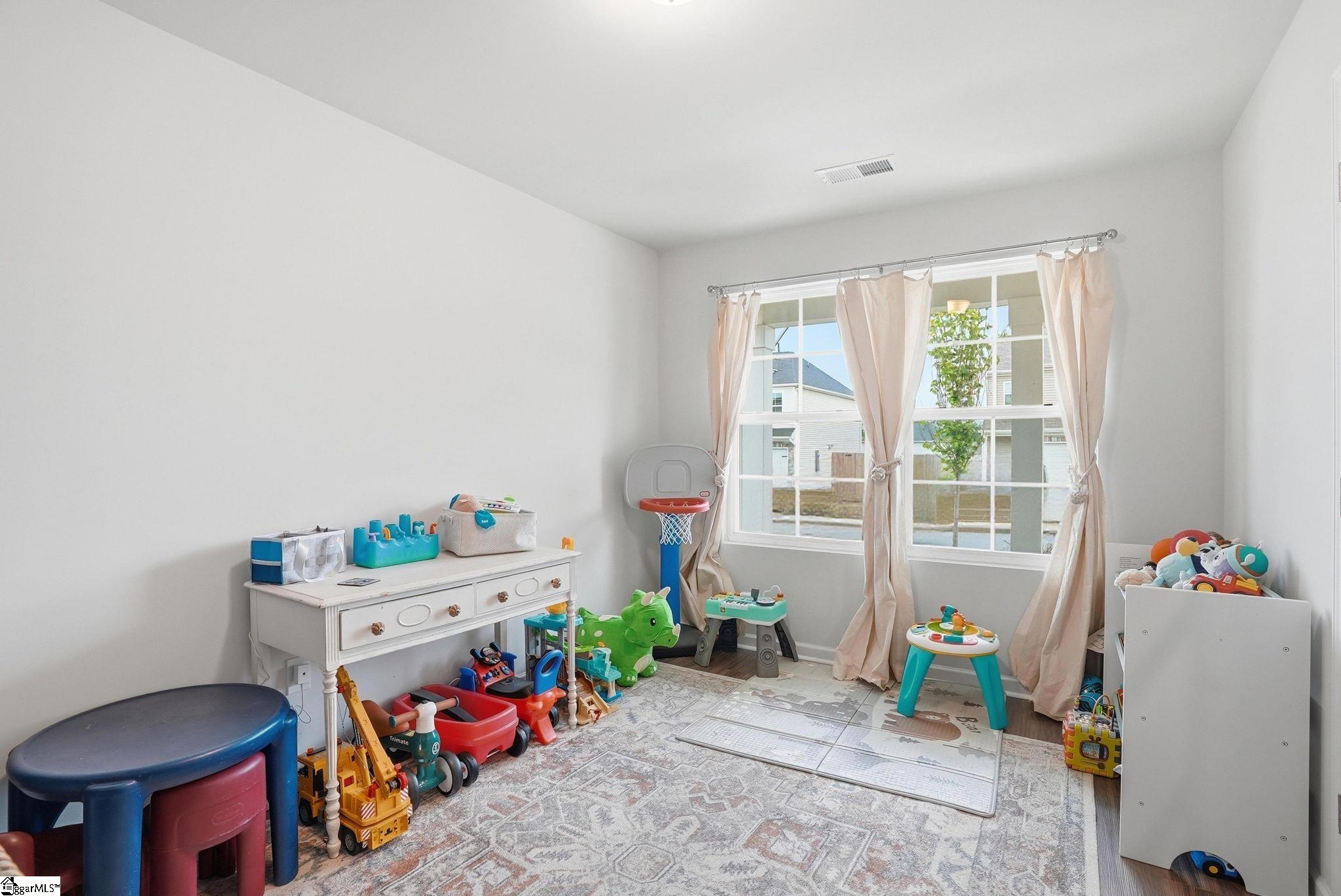 328 Whittier Street Property Photo 16
